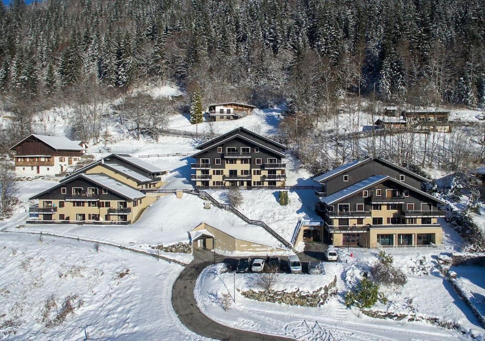 Appartement Dans Chalet Avec Piscine Couverte Saint-Gervais-les-Bains Exterior photo